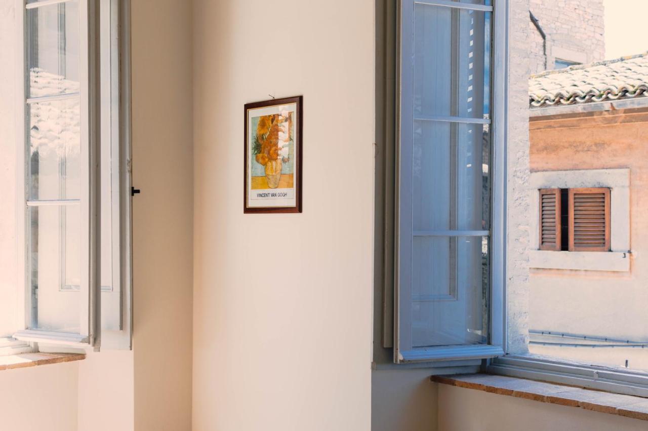 Appartamenti Sole Alle Torri Assise Extérieur photo