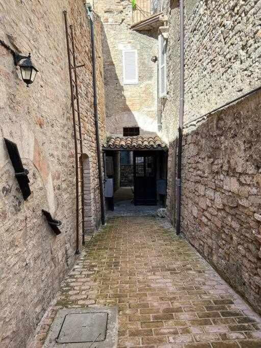Appartamenti Sole Alle Torri Assise Extérieur photo