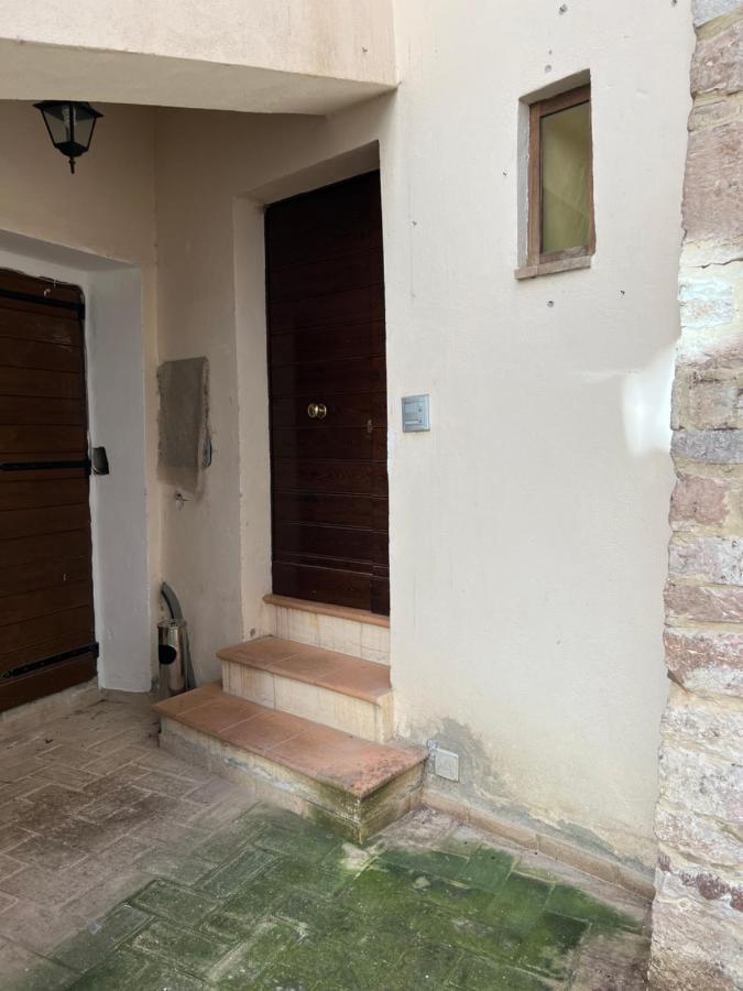 Appartamenti Sole Alle Torri Assise Extérieur photo