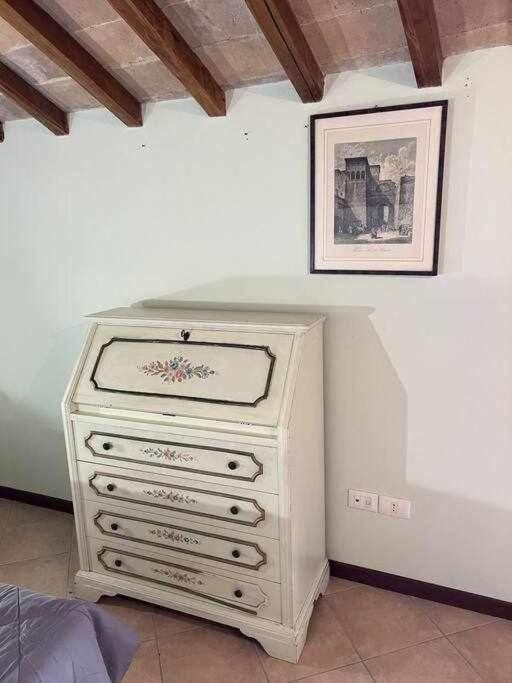 Appartamenti Sole Alle Torri Assise Extérieur photo